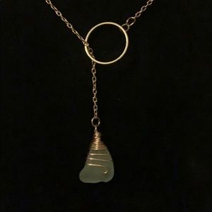 Sea glass and circle lariat style necklace NWOT